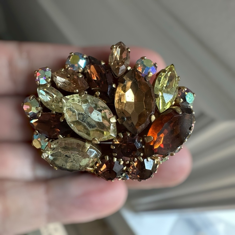 Vintage 1950s-1960s Era Brooch Pin 2 Inch Earthy Colors AB Rhinestone Crystals